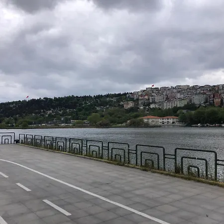 Goldenhorn Manzarali Sirin Bir Studio Daire
